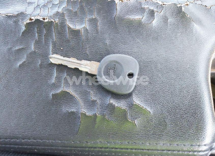 Photo 11 of 2005 Pontiac Grand PRIX (VIN 2G2WP522X51163630)