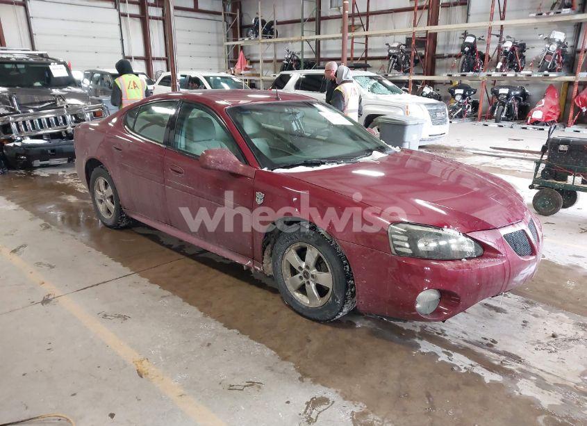 2005 Pontiac Grand PRIX (VIN 2G2WP522X51281175) main photo