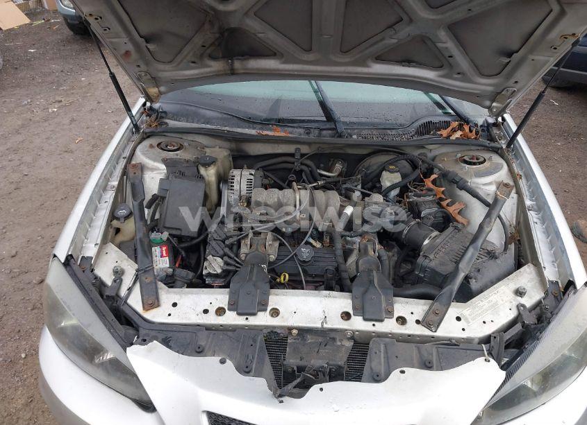 Photo 10 of 2004 Pontiac Grand PRIX GT1 (VIN 2G2WP542641256480)