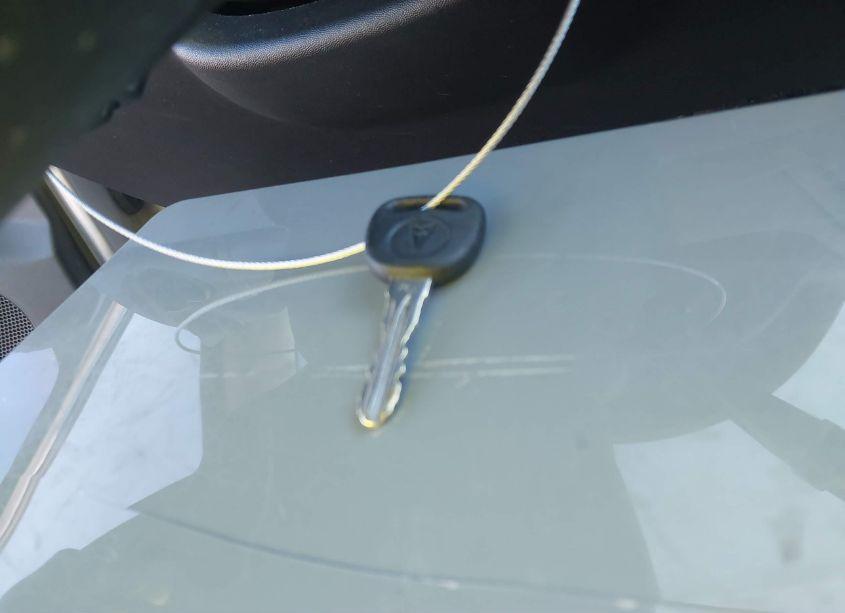 Photo 11 of 2005 Pontiac Grand PRIX (VIN 2G2WP542751243173)