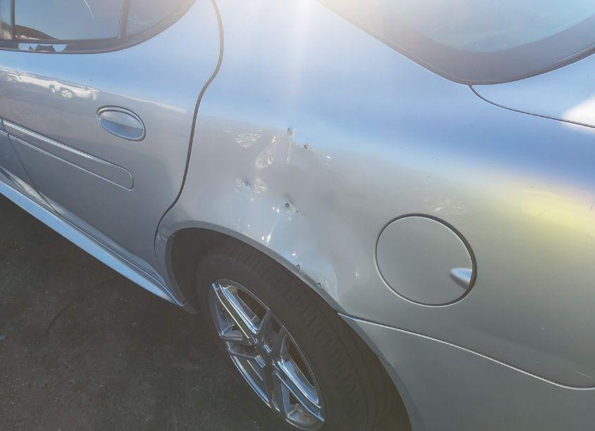 Photo 6 of 2005 Pontiac Grand PRIX (VIN 2G2WP542751243173)