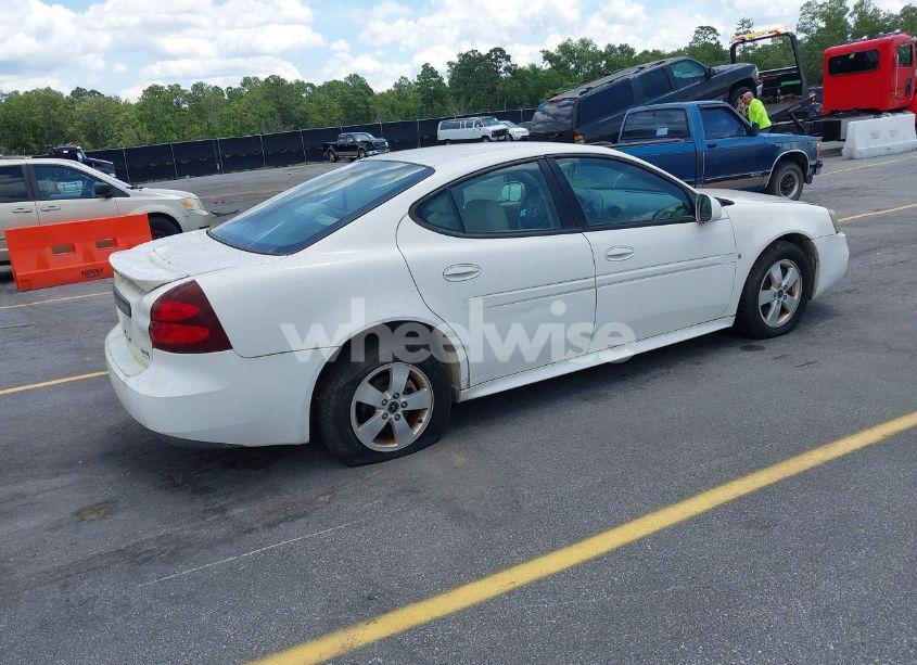 Photo 4 of 2006 Pontiac Grand PRIX (VIN 2G2WP552061252216)