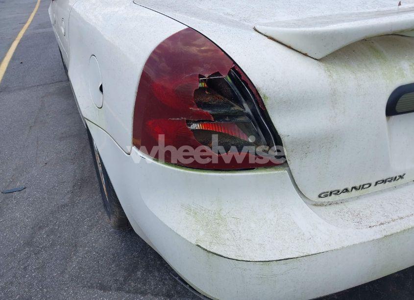 Photo 6 of 2006 Pontiac Grand PRIX (VIN 2G2WP552061252216)