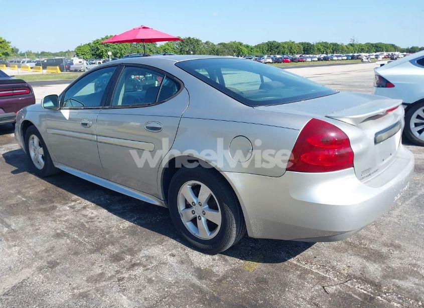 Photo 3 of 2008 Pontiac Grand PRIX (VIN 2G2WP552081119135)
