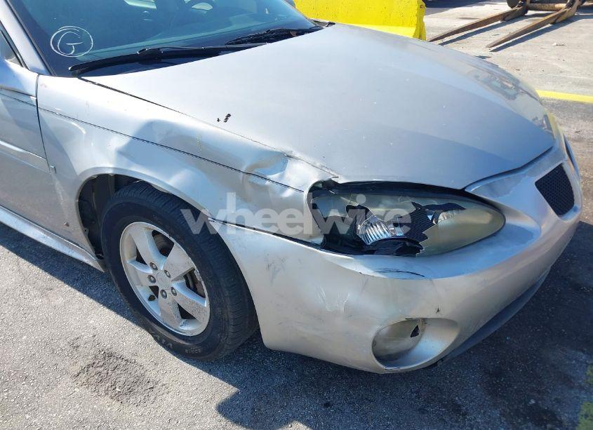 Photo 6 of 2008 Pontiac Grand PRIX (VIN 2G2WP552081119135)