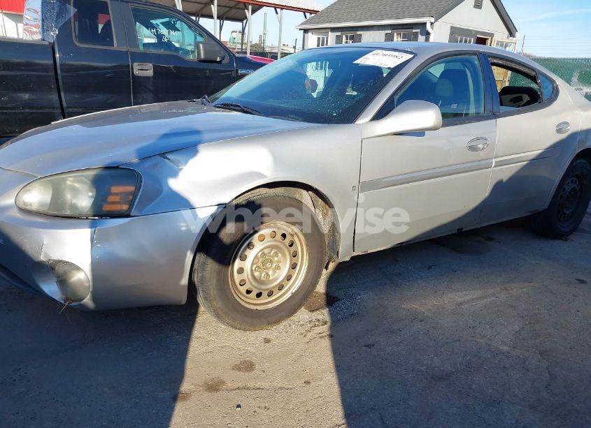 Photo 18 of 2006 Pontiac Grand PRIX (VIN 2G2WP552161243203)