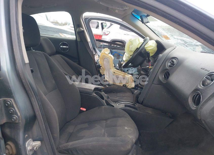 Photo 5 of 2006 Pontiac Grand PRIX (VIN 2G2WP552161246070)