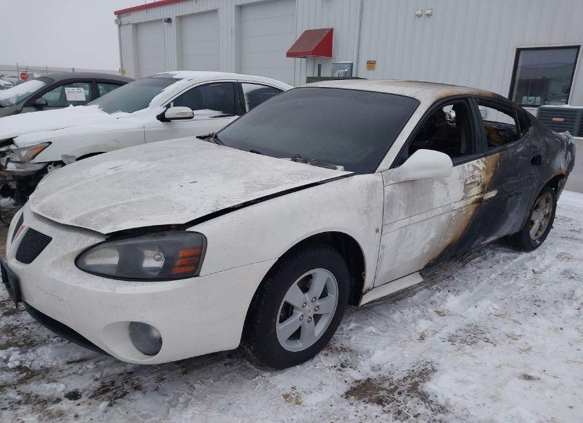 Photo 2 of 2007 Pontiac Grand PRIX (VIN 2G2WP552171147492)