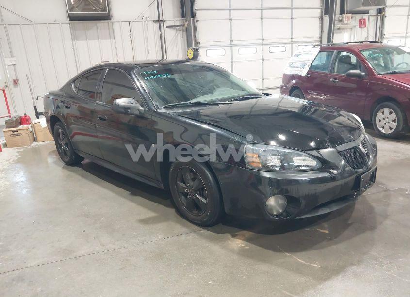 2008 Pontiac Grand PRIX (VIN 2G2WP552181102117) main photo