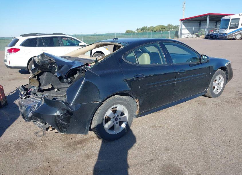 Photo 4 of 2008 Pontiac Grand PRIX (VIN 2G2WP552181164231)