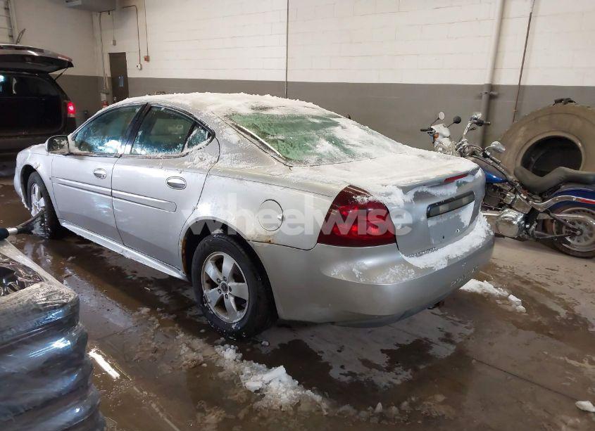 Photo 3 of 2006 Pontiac Grand PRIX (VIN 2G2WP552261114239)