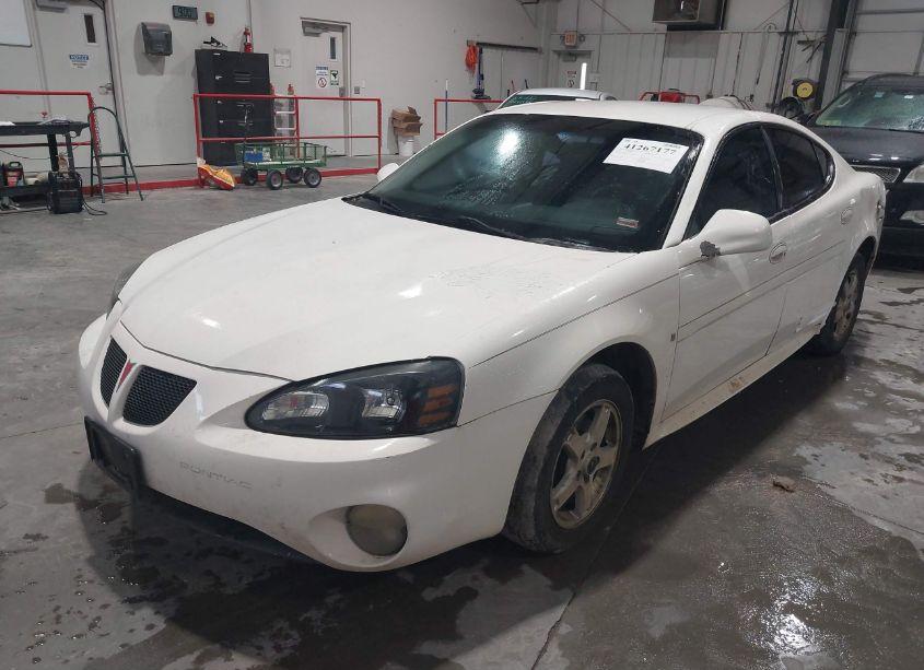 Photo 2 of 2006 Pontiac Grand PRIX (VIN 2G2WP552261160055)