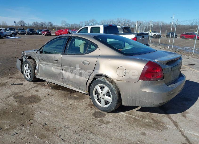 Photo 3 of 2006 Pontiac Grand PRIX (VIN 2G2WP552261267509)