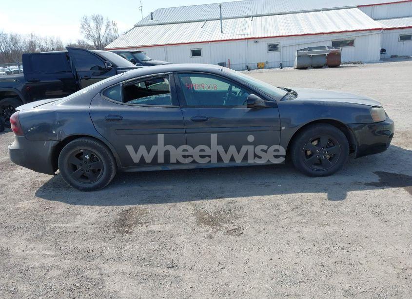 Photo 13 of 2008 Pontiac Grand PRIX (VIN 2G2WP552281113384)