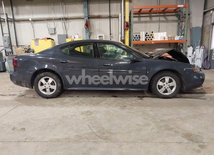Photo 14 of 2008 Pontiac Grand PRIX (VIN 2G2WP552281114826)