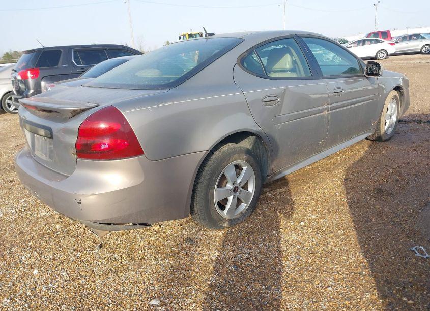Photo 4 of 2006 Pontiac Grand PRIX (VIN 2G2WP552361206914)