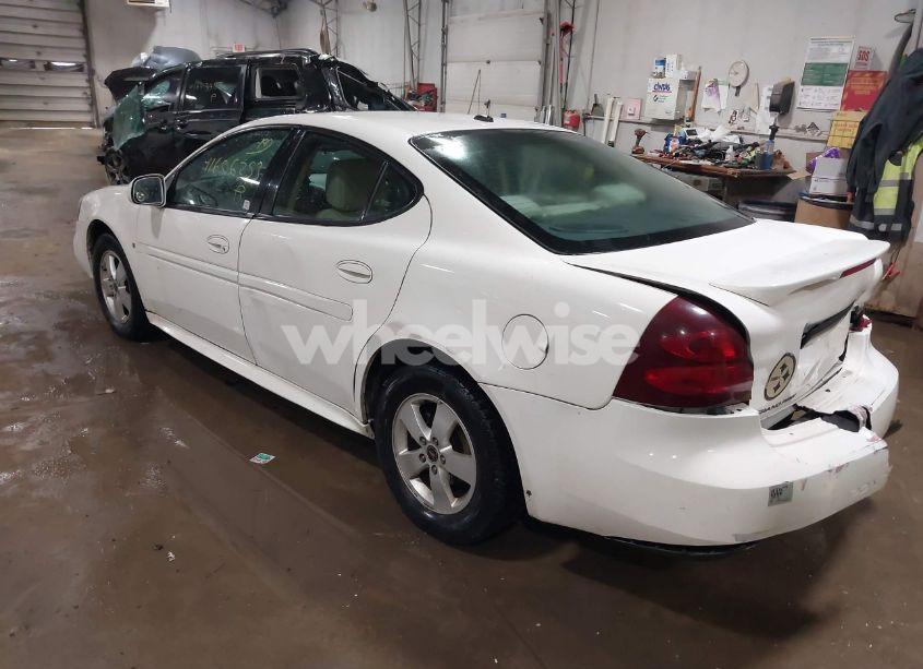 Photo 3 of 2006 Pontiac Grand PRIX (VIN 2G2WP552361250248)