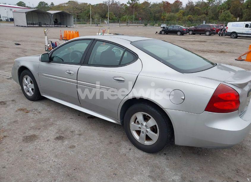 Photo 3 of 2008 Pontiac Grand PRIX (VIN 2G2WP552381147821)