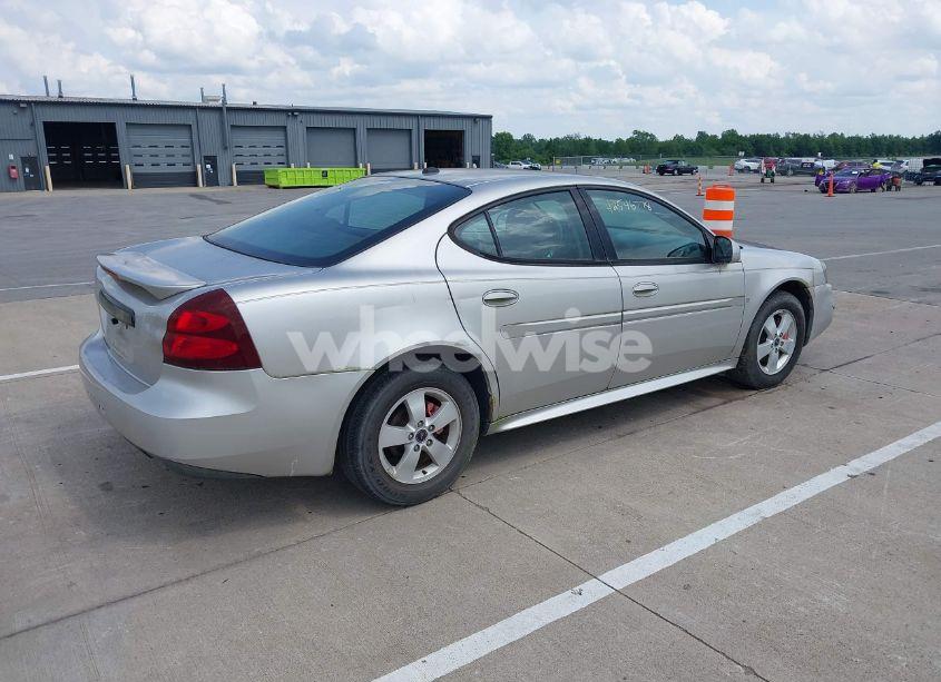 Photo 4 of 2006 Pontiac Grand PRIX (VIN 2G2WP552461220837)