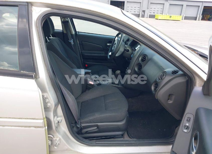 Photo 5 of 2006 Pontiac Grand PRIX (VIN 2G2WP552461220837)