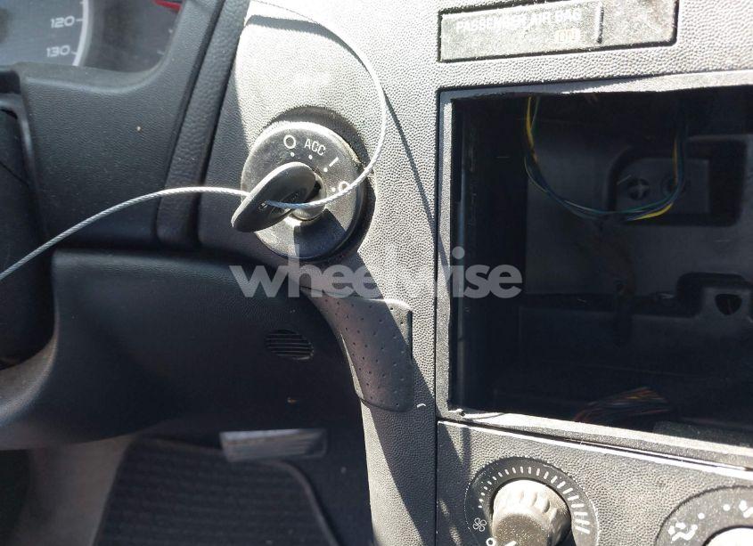 Photo 11 of 2008 Pontiac Grand PRIX (VIN 2G2WP552481171593)