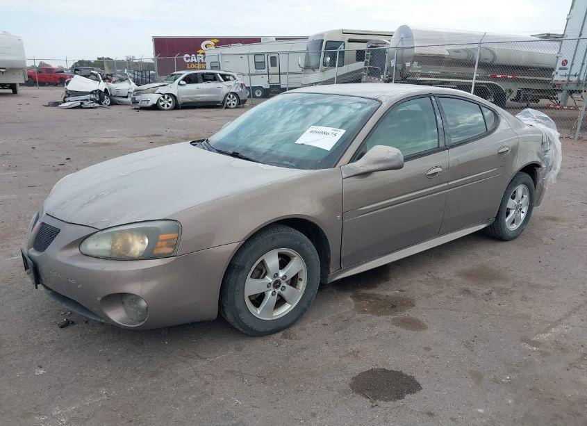 Photo 2 of 2006 Pontiac Grand PRIX (VIN 2G2WP552561264605)
