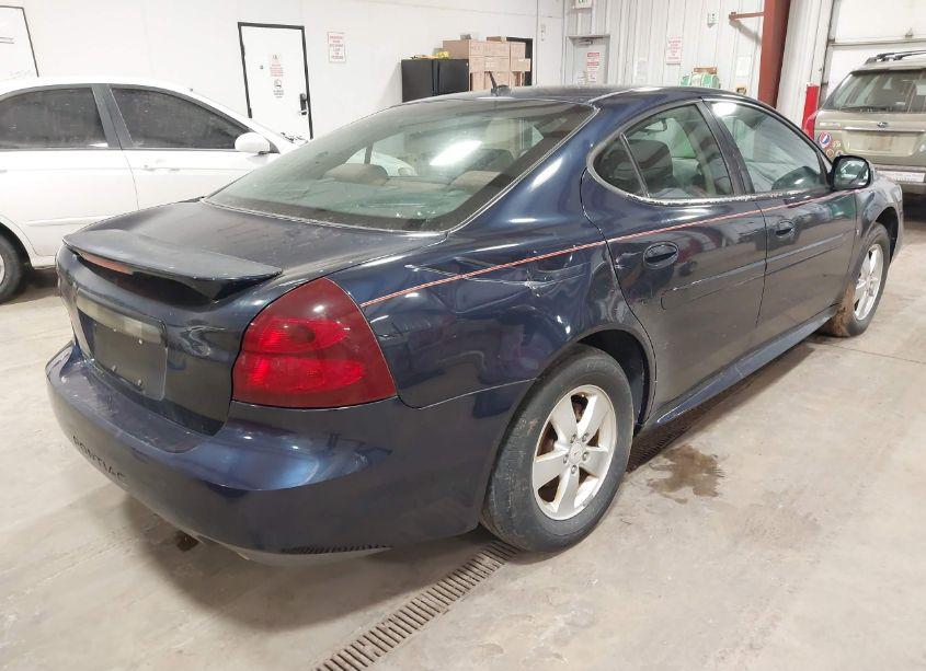 Photo 4 of 2007 Pontiac Grand PRIX (VIN 2G2WP552571163615)