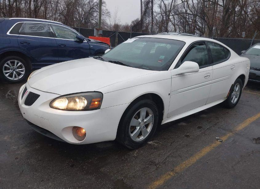 Photo 2 of 2007 Pontiac Grand PRIX (VIN 2G2WP552571204020)