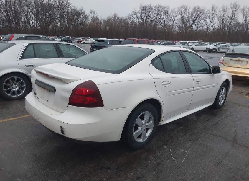Photo 4 of 2007 Pontiac Grand PRIX (VIN 2G2WP552571204020)