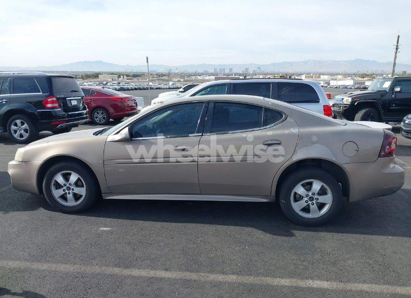 Photo 13 of 2006 Pontiac Grand PRIX (VIN 2G2WP552661222427)