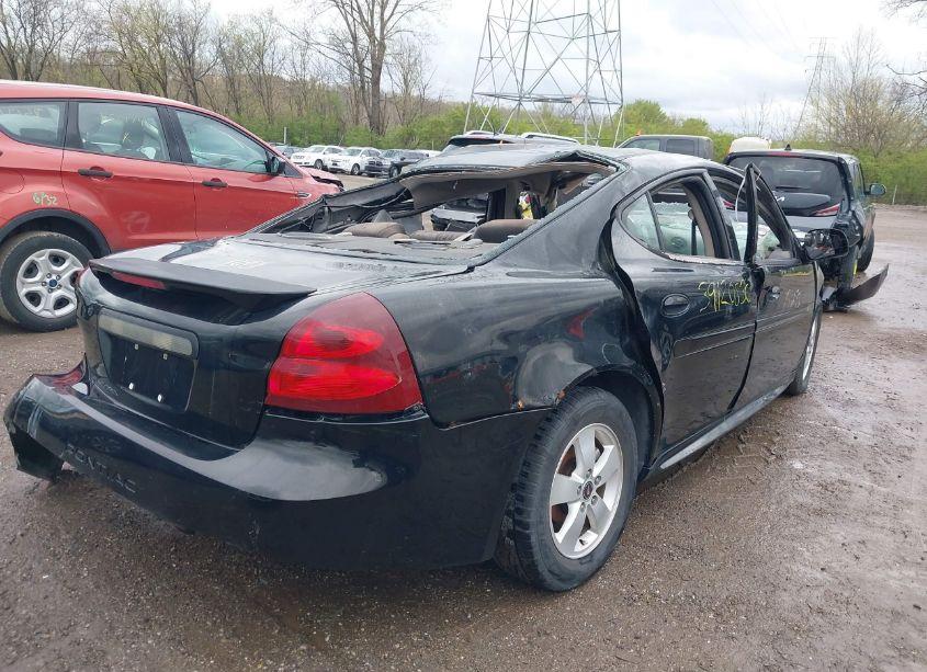 Photo 4 of 2006 Pontiac Grand PRIX (VIN 2G2WP552661278464)