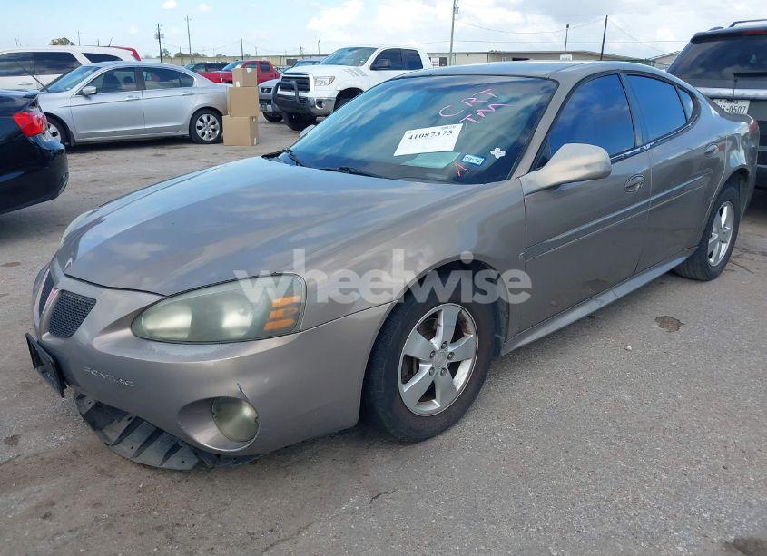 Photo 2 of 2007 Pontiac Grand PRIX (VIN 2G2WP552671117534)