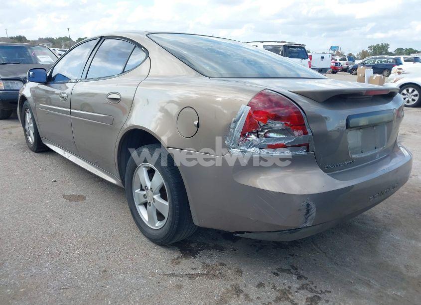 Photo 3 of 2007 Pontiac Grand PRIX (VIN 2G2WP552671117534)
