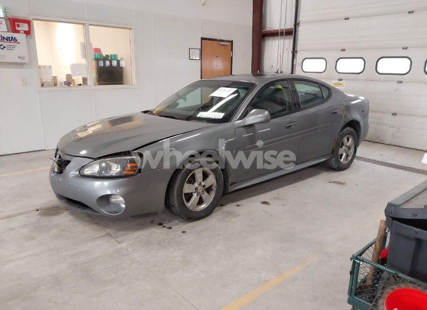 Photo 2 of 2007 Pontiac Grand PRIX (VIN 2G2WP552671119901)
