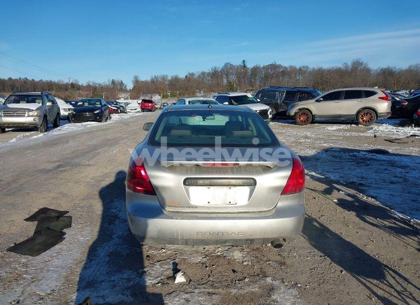 Photo 16 of 2007 Pontiac Grand PRIX (VIN 2G2WP552671189494)