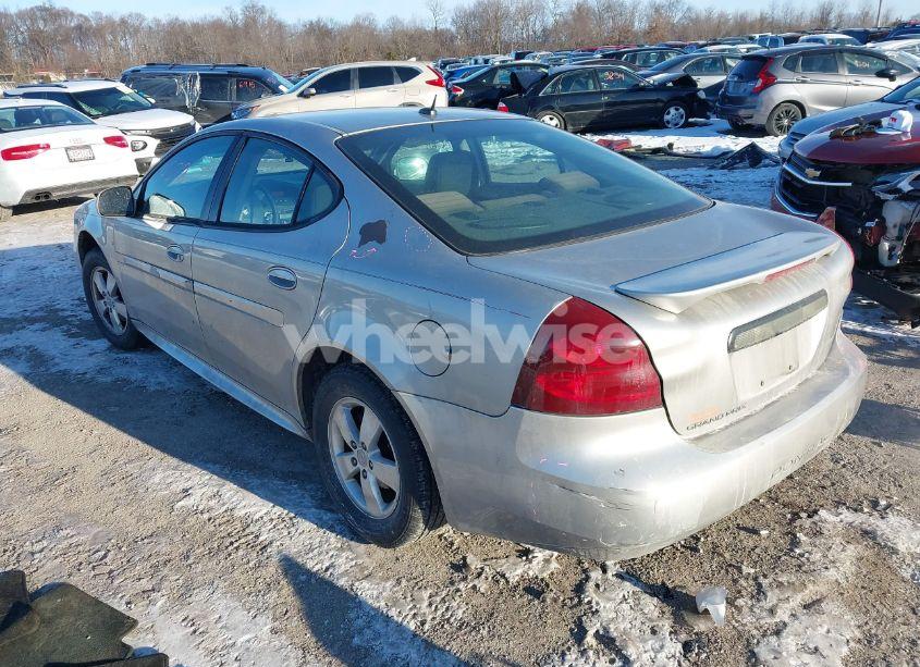 Photo 3 of 2007 Pontiac Grand PRIX (VIN 2G2WP552671189494)