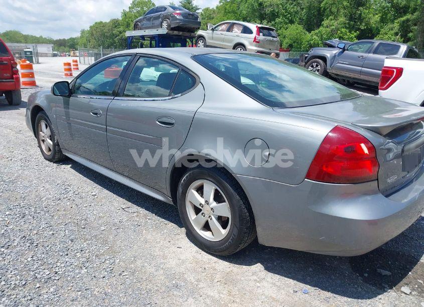 Photo 3 of 2007 Pontiac Grand PRIX (VIN 2G2WP552671197613)