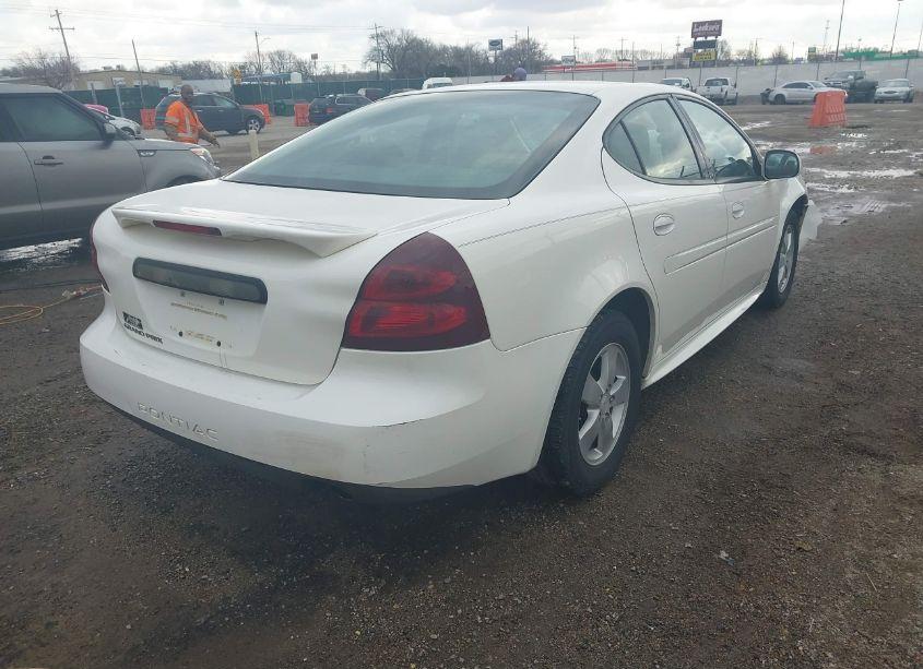 Photo 4 of 2007 Pontiac Grand PRIX (VIN 2G2WP552771202026)