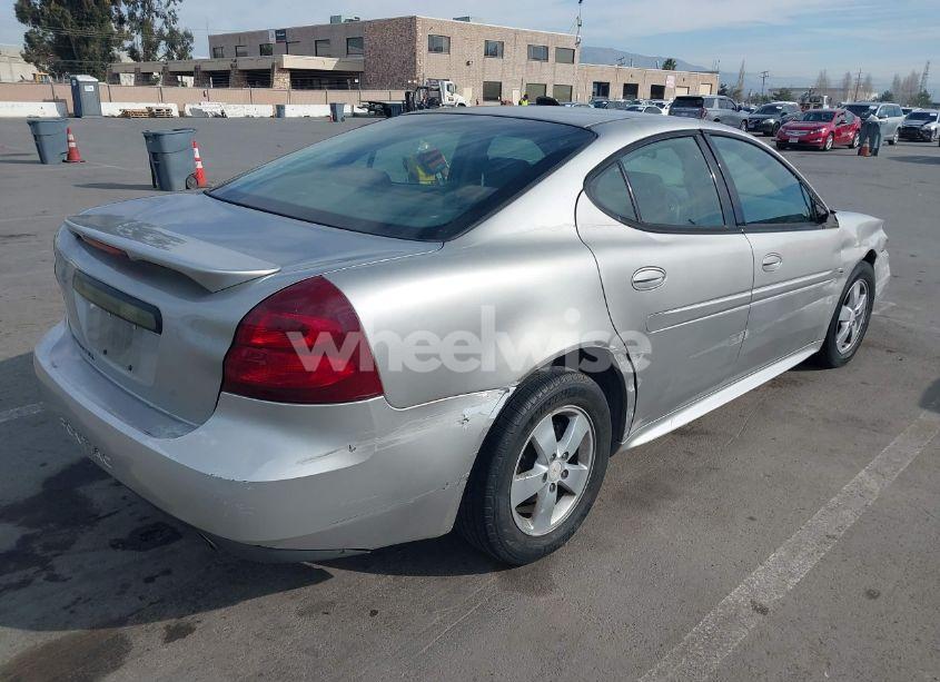 Photo 4 of 2007 Pontiac Grand PRIX (VIN 2G2WP552771212412)
