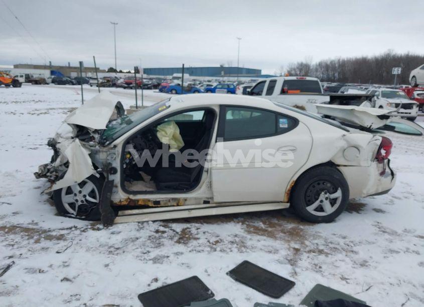 Photo 14 of 2008 Pontiac Grand PRIX (VIN 2G2WP552781124428)
