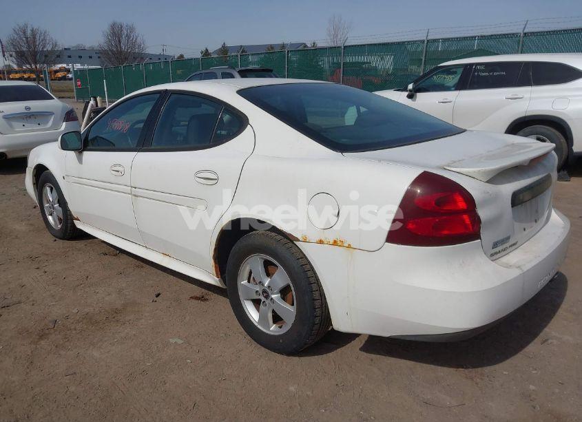 Photo 3 of 2006 Pontiac Grand PRIX (VIN 2G2WP552861105576)