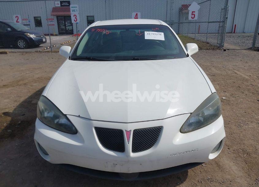 Photo 6 of 2006 Pontiac Grand PRIX (VIN 2G2WP552861105576)