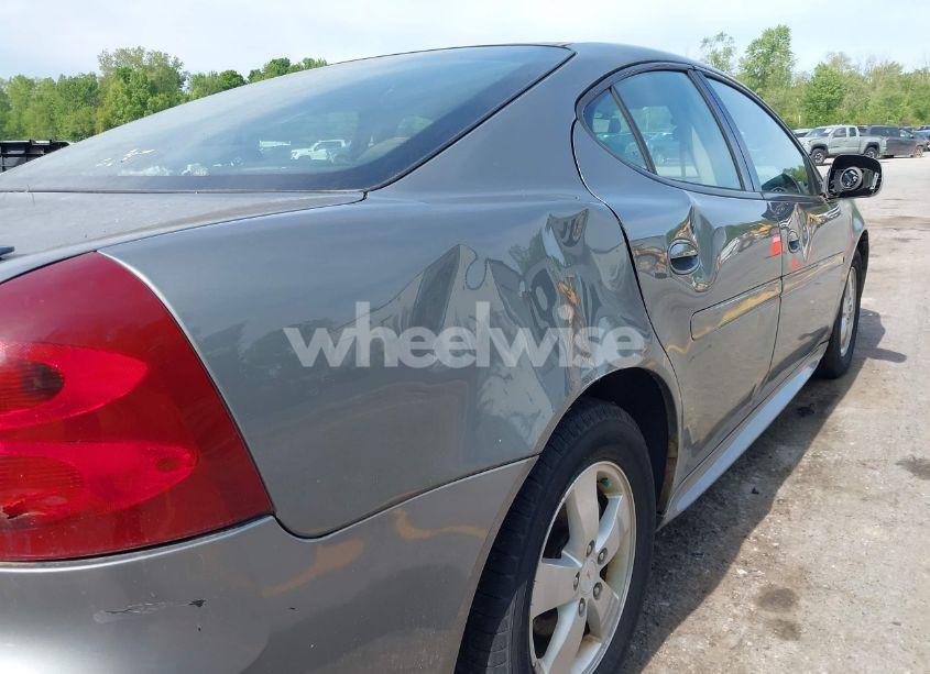 Photo 13 of 2008 Pontiac Grand PRIX (VIN 2G2WP552981114984)