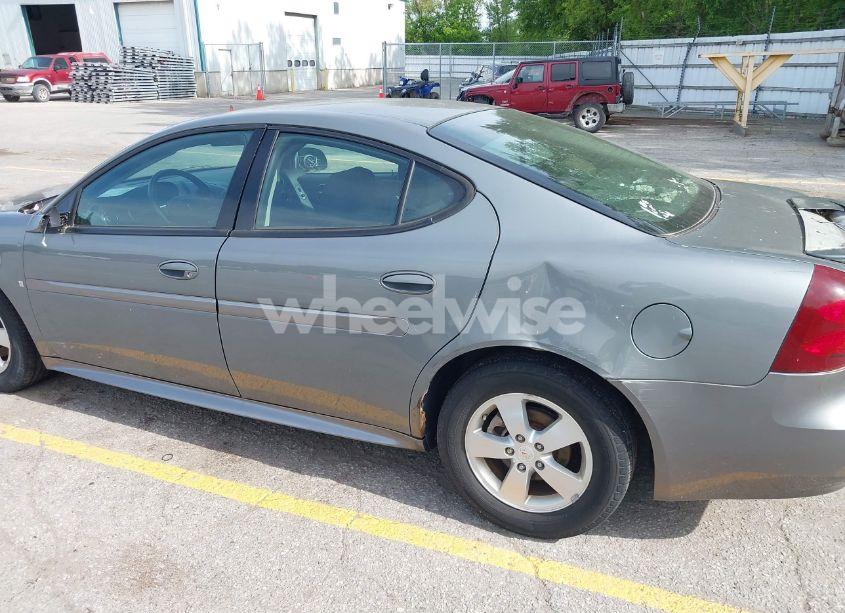 Photo 16 of 2008 Pontiac Grand PRIX (VIN 2G2WP552981114984)