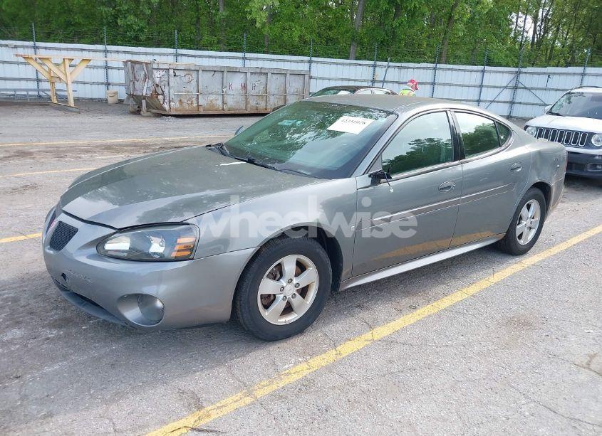 Photo 2 of 2008 Pontiac Grand PRIX (VIN 2G2WP552981114984)