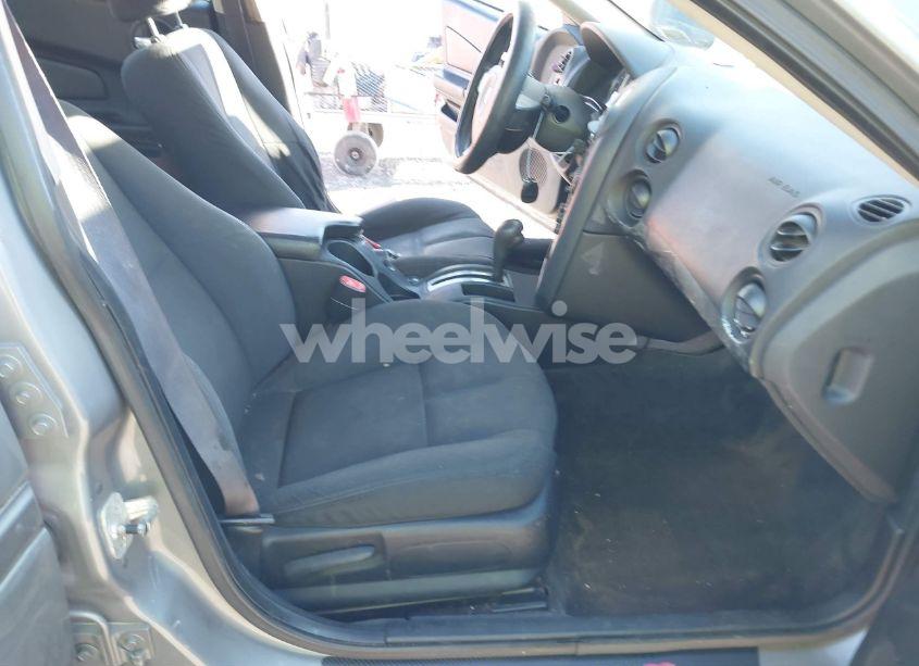 Photo 5 of 2008 Pontiac Grand PRIX (VIN 2G2WP552981116007)