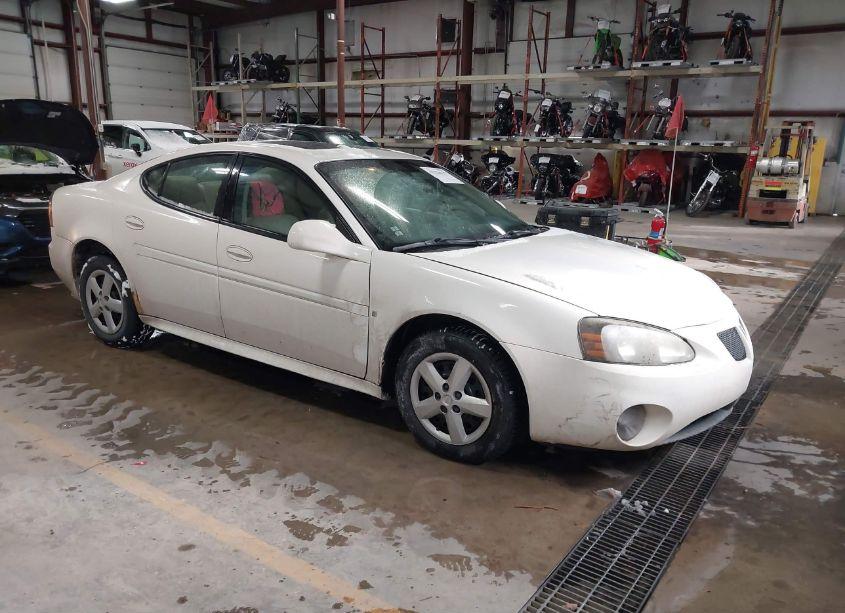 2008 Pontiac Grand PRIX (VIN 2G2WP552981141747) main photo