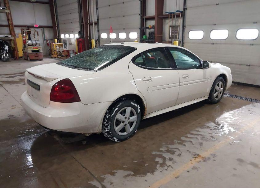 Photo 4 of 2008 Pontiac Grand PRIX (VIN 2G2WP552981141747)