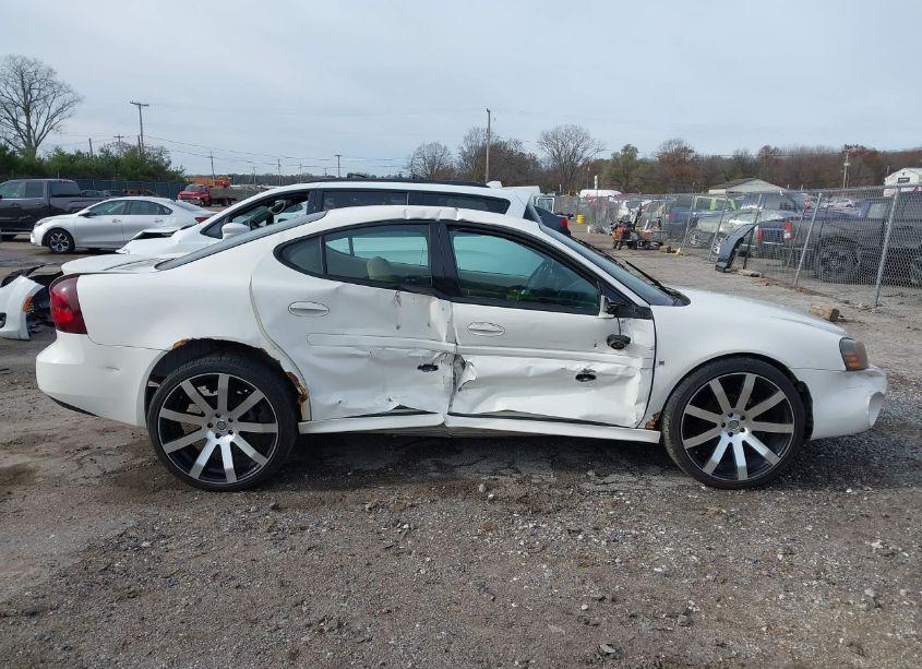 Photo 13 of 2008 Pontiac Grand PRIX (VIN 2G2WP552981162176)