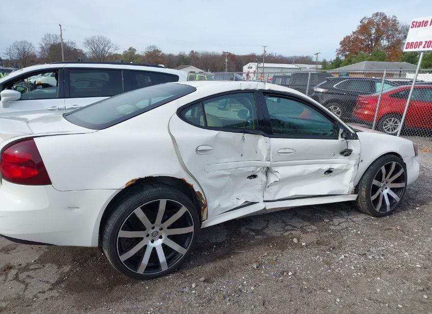 Photo 6 of 2008 Pontiac Grand PRIX (VIN 2G2WP552981162176)